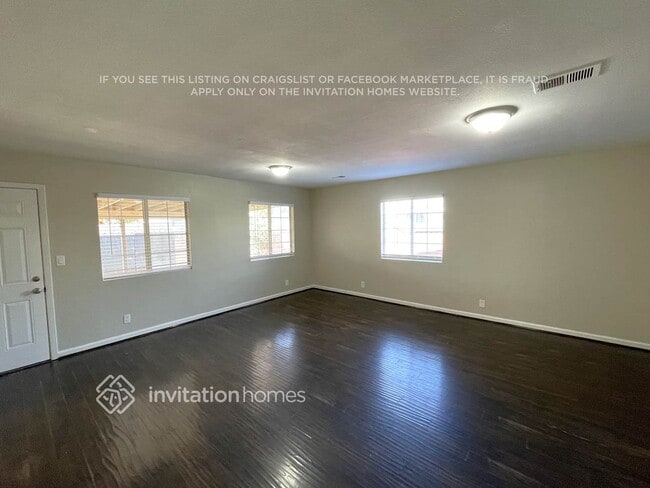 1025 Piedmont St in Oxnard, CA - Building Photo - Building Photo
