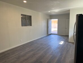 2551 N Winstel Blvd, Unit 3A in Tucson, AZ - Building Photo - Building Photo