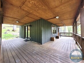 3762 Rominger Rd in Banner Elk, NC - Building Photo - Building Photo