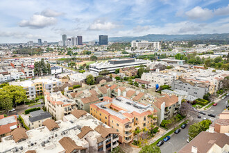 1511 Camden Ave in Los Angeles, CA - Foto de edificio - Building Photo