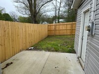 215 Fite Ave E photo'