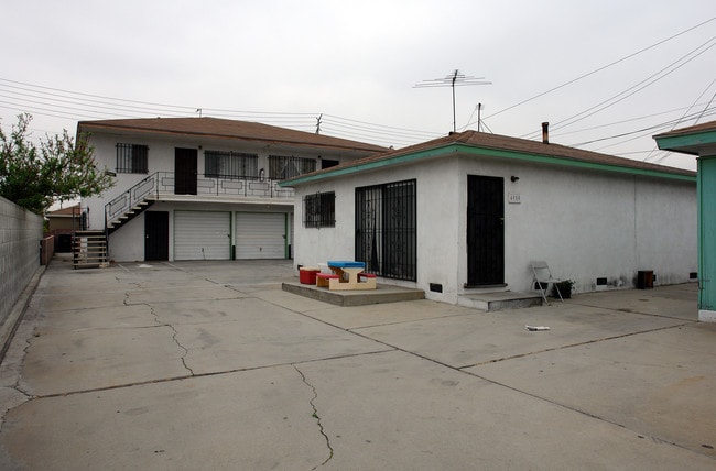 4048 W 102nd St in Inglewood, CA - Building Photo - Building Photo