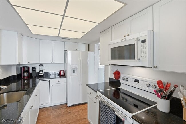 property at 10475 Gulf Shore Dr