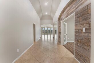 10706 Twilight Creek Ln in Cypress, TX - Building Photo - Building Photo