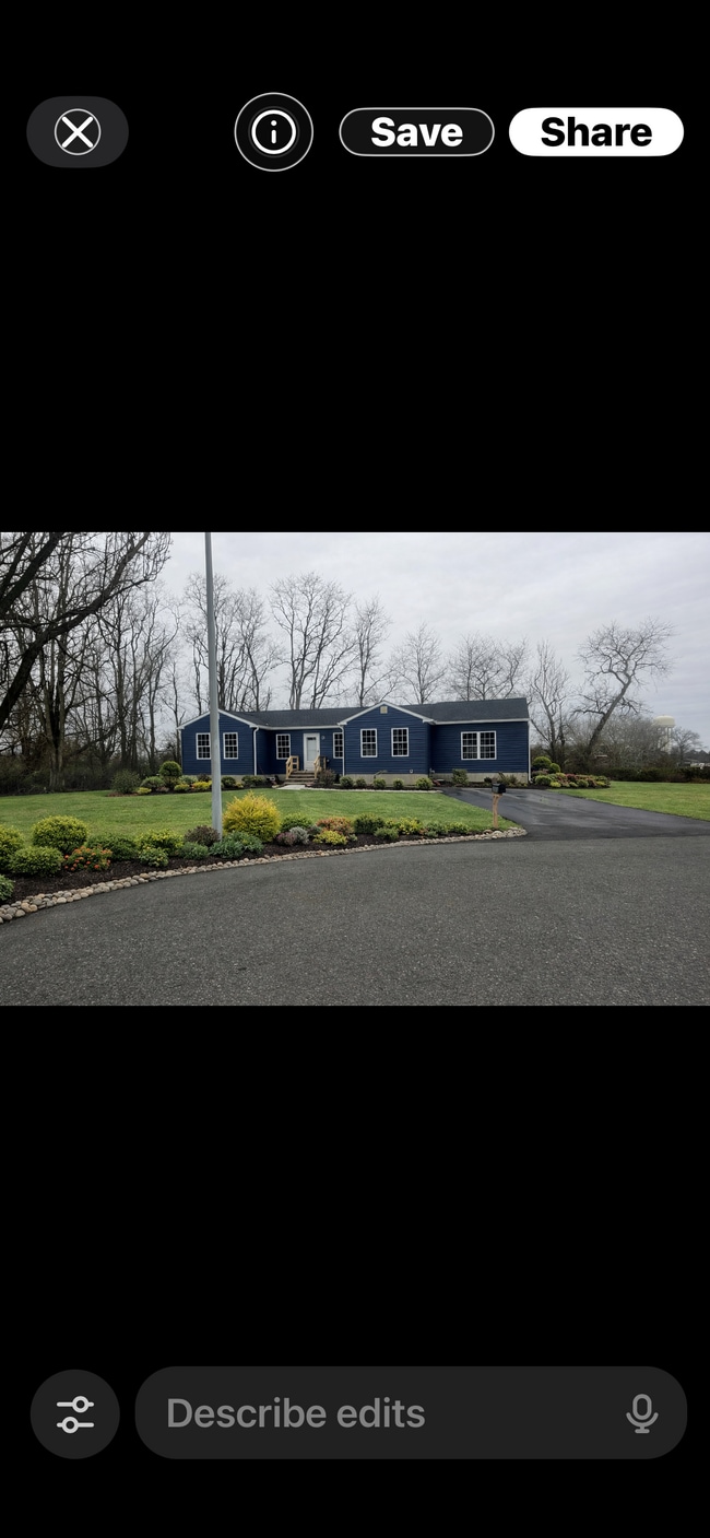 property at 25 Norlaine Dr