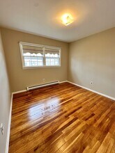 60 Mount Pleasant Ave in Edison, NJ - Foto de edificio - Building Photo