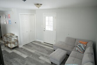 8245B NW Lake Shore Dr in Cedar Lake, IN - Building Photo - Building Photo