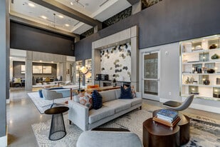 Encore Motif in Katy, TX - Building Photo