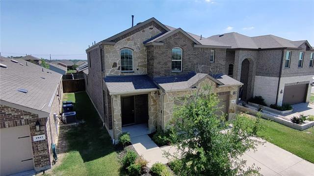 1821 Ferguson Ln in McKinney, TX - Foto de edificio - Building Photo