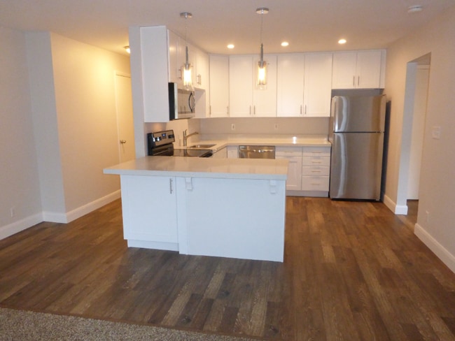 172 W Clinton Ave in Salt Lake City, UT - Building Photo - Building Photo