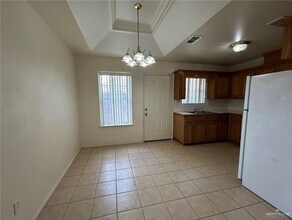 16 E Quail St in Pharr, TX - Building Photo - Building Photo