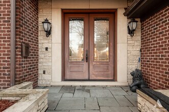 10001 Montrose Ave in Schiller Park, IL - Building Photo - Building Photo