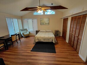 2306 Escambia Dr in Tallahassee, FL - Building Photo - Building Photo