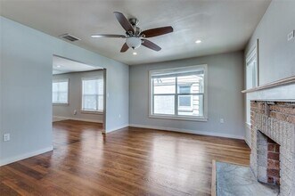 3334 Irwindell Blvd in Dallas, TX - Building Photo - Building Photo