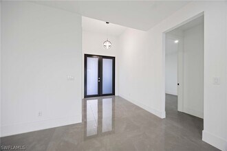 3905 Sunset Rd in Lehigh Acres, FL - Building Photo - Building Photo