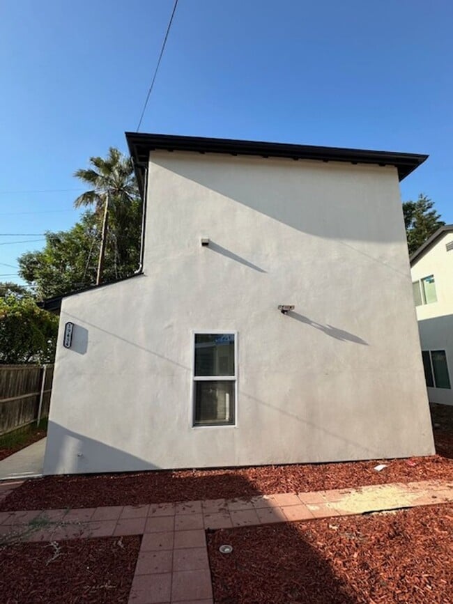 property at 19434 Keswick St