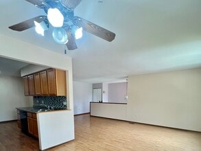 1420 Chippewa Trail in Wheeling, IL - Building Photo - Building Photo