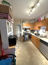 74 Gore St, Unit 1B in Cambridge, MA - Building Photo - Building Photo