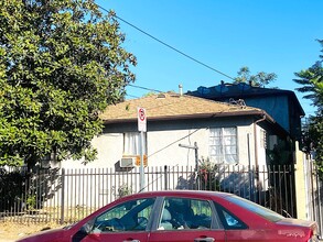 12045 Hart St in North Hollywood, CA - Building Photo - Building Photo