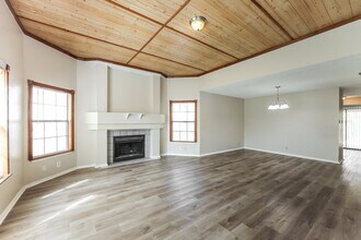 8743 Ridge Moon Dr in San Antonio, TX - Foto de edificio - Building Photo