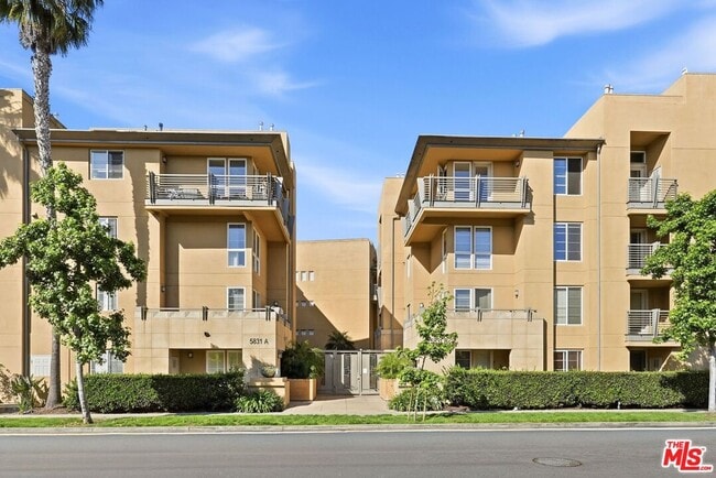 property at 5831 Seawalk Dr