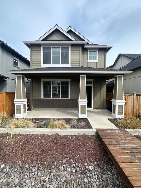 20472 Del Coco Ct in Bend, OR - Building Photo