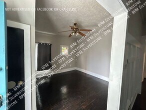 52 W Bernhard Ave in Hazel Park, MI - Building Photo - Building Photo