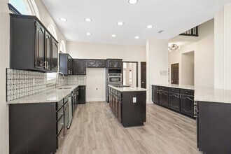 7008 Caldwell Ln, Unit 07-202 in Plano, TX - Building Photo - Building Photo