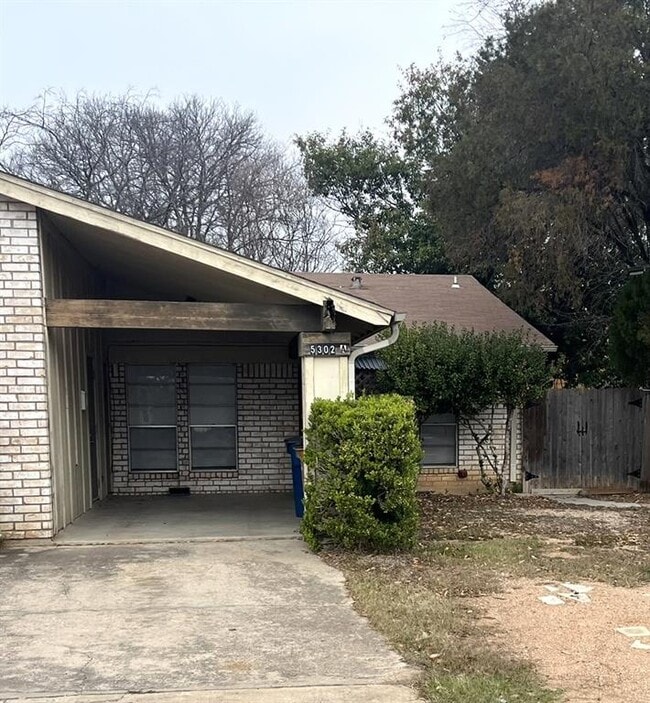 property at 5302 Indio Cir