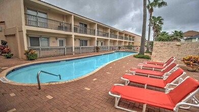 3101 Gulf Blvd in South Padre Island, TX - Building Photo - Building Photo