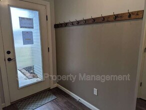 14933 Towne Gardens Dr in Huntertown, IN - Building Photo - Building Photo