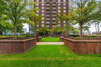285 Centennial Olympic Park Dr NW in Atlanta, GA - Building Photo - Building Photo