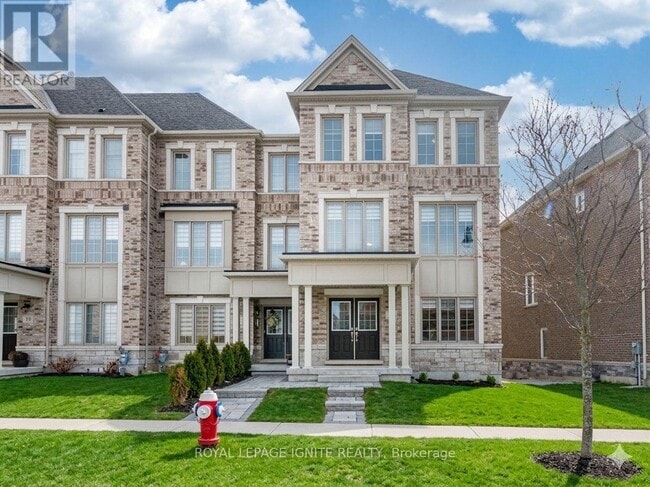 property at 15 Temple Manor Rd