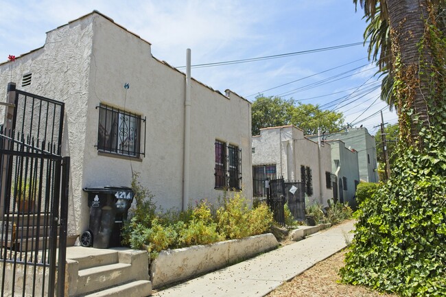 4214 Sunset Dr in Los Angeles, CA - Building Photo - Building Photo