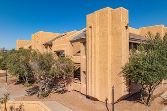 Silverwood Apartments in Tempe, AZ - Building Photo - Building Photo