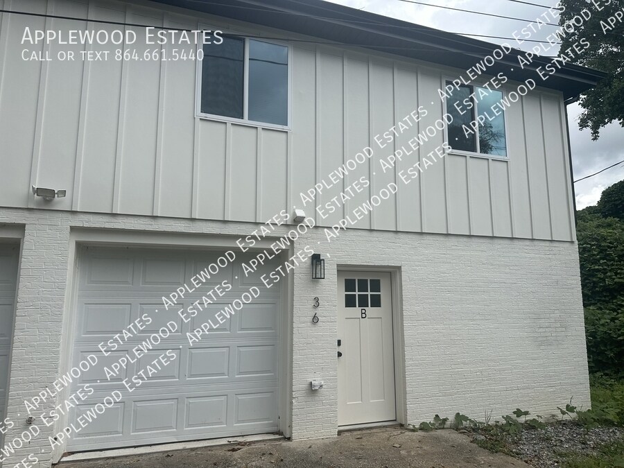 36 Saxon Heights in Spartanburg, SC - Building Photo