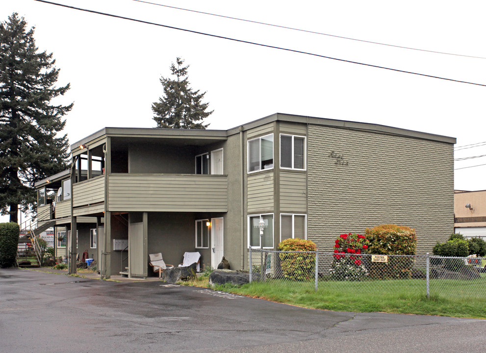 Rose Glen in Seatac, WA - Foto de edificio