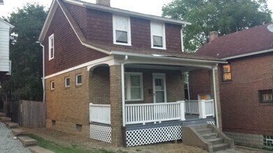 2419 Saranac Ave in Pittsburgh, PA - Building Photo - Building Photo