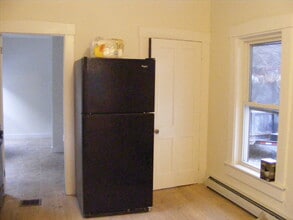 123 Frost St in Brattleboro, VT - Building Photo - Building Photo