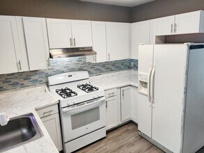 664 W 2nd St in West Palm Beach, FL - Building Photo - Building Photo