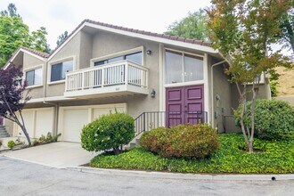 661 La Corona Ct in Oak Park, CA - Building Photo - Building Photo