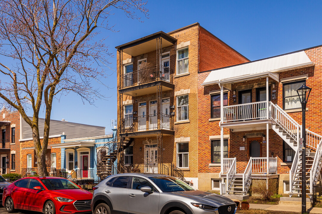 6215 1Re Av in Montréal, QC - Building Photo