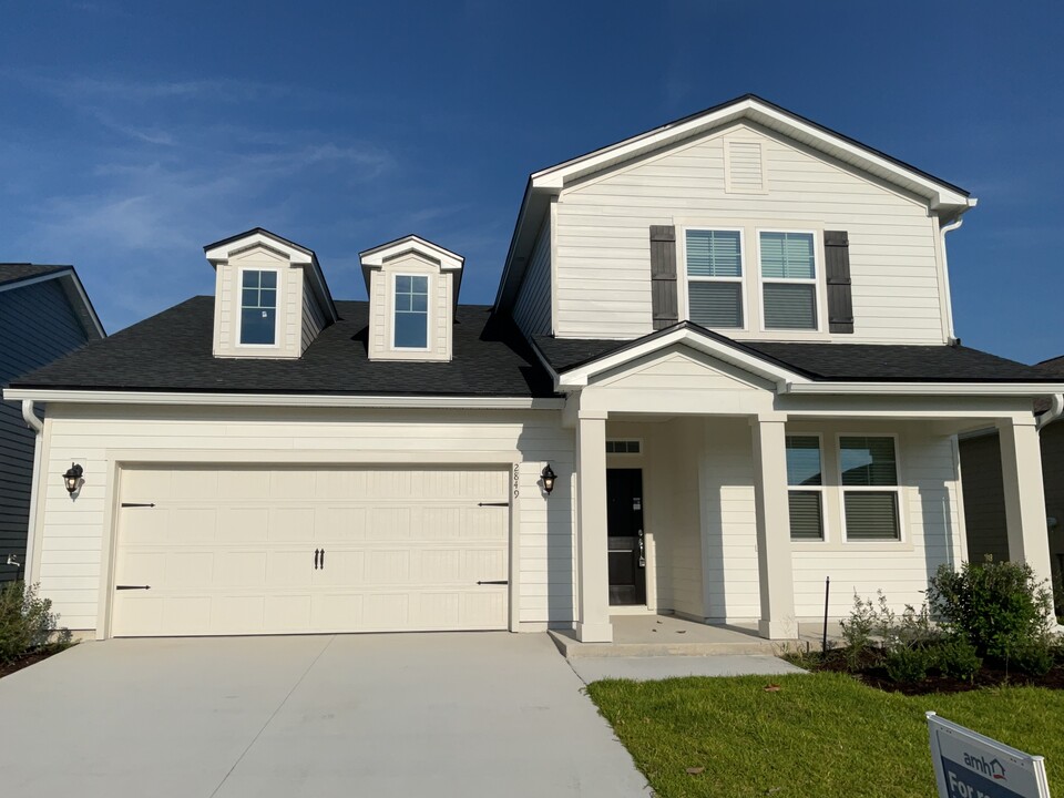 2849 Alanas Mdw Wy in Green Cove Springs, FL - Building Photo