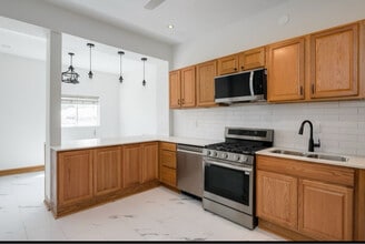 2855 N Spaulding Ave in Chicago, IL - Building Photo - Building Photo