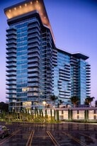 Palisade at Westfield UTC in San Diego, CA - Building Photo