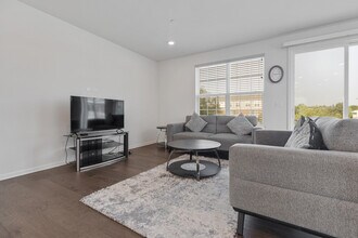2961 Reflection Dr in Naperville, IL - Building Photo - Building Photo