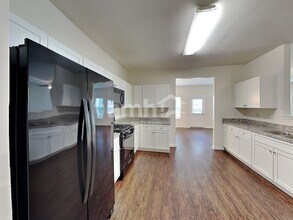 2425 Valley Creek Dr in Lithia Springs, GA - Building Photo - Building Photo