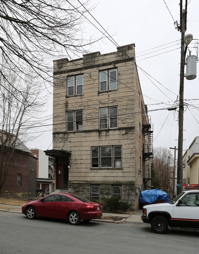 582 Park Ave in Albany, NY - Foto de edificio - Building Photo