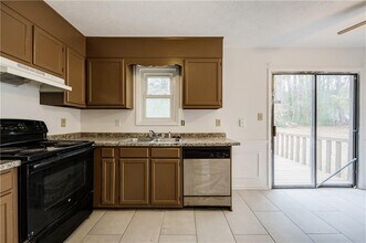 805 Arbor Hill Dr in Stone Mountain, GA - Building Photo - Building Photo