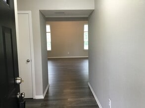 1465 Creekside Dr in Brownsburg, IN - Building Photo - Building Photo